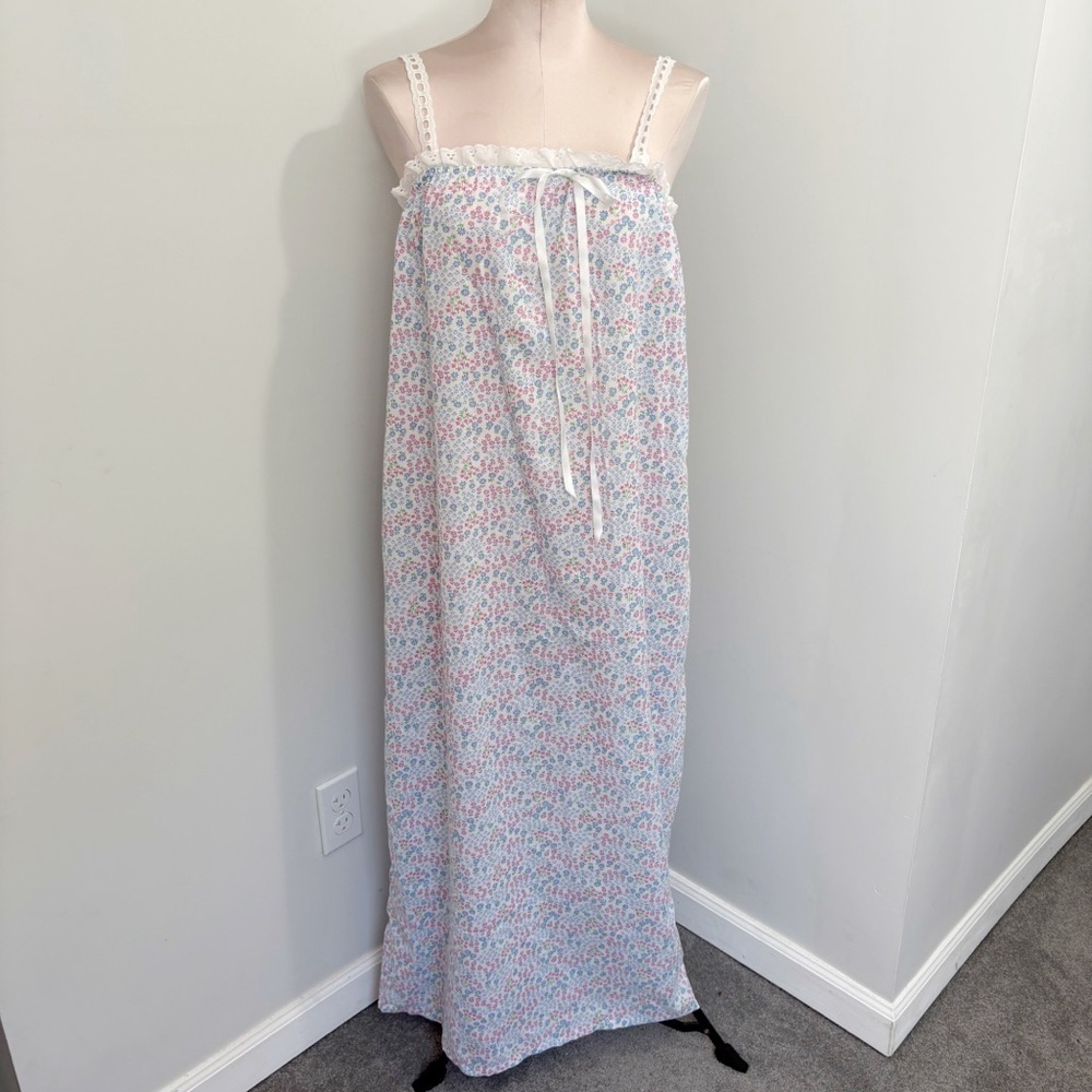 Lanz of Salzburg Tank Nightgown Size Small Floral Eyelet Lace Straps Made in USA